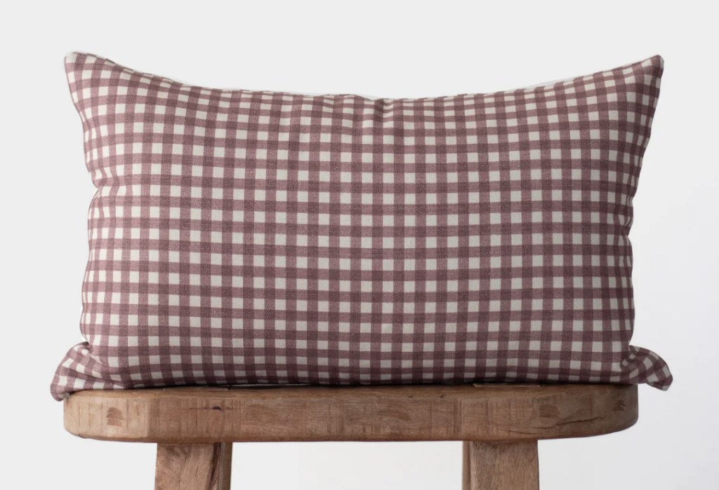 gingham decoration farmhouse style